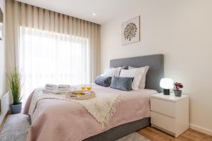 Central & Stylish Apartment by HostWise