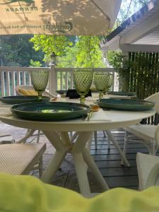 PENSIUNEA DIMITRIOS Relaxare cu jacuzzi pe Valea Cernei