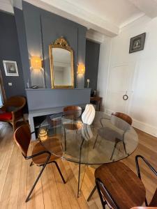 Appartements Charme ancien et elegance Moderne en plein centre : photos des chambres