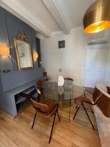 Appartements Charme ancien et elegance Moderne en plein centre : photos des chambres