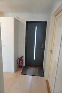 Cozy Flat with Balcony in Central Jørpeland - Close to The Pulpit Rock