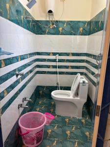 AJR HALL AND AC ROOMS