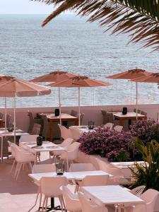 Dobby Ocean Apartments