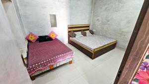 Arya Sadan Homestay 79063,22135