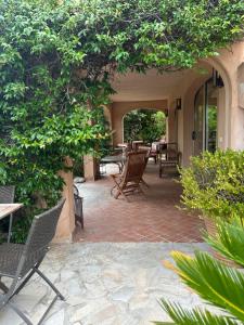 B&B / Chambres d'hotes La Bastide de Freinet : photos des chambres