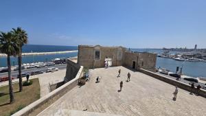 La Grotta - Bari Vecchia, Vista Mare