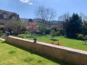Appartements maison delalonde Autun centre appartement familial 7places : photos des chambres