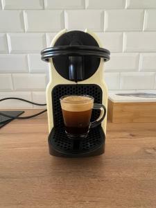 MAISON T3 avec extérieur 5 couchages, 3 lits, 2 chambres, BORDEAUX à 10min, TRAM C à 200m, Parc jeux enfants