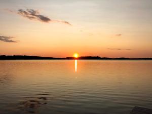 Saunamökki Kurjenrahkan kansallispuistossa