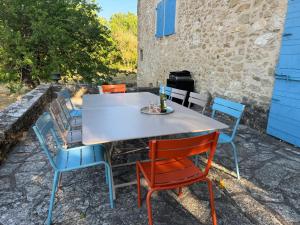 Villas Villa spacieuse avec jardin a Saignon : photos des chambres
