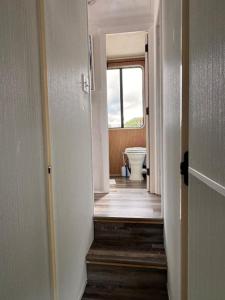 b3 Couples Therapy Yacht