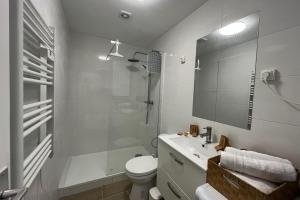 Cosy apartment with swimming pool