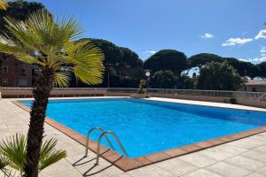 Cosy apartment with swimming pool