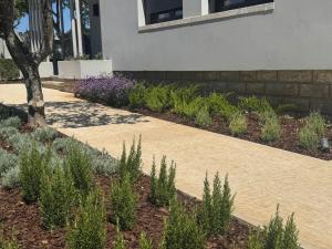 Casa com jardim perto da praia