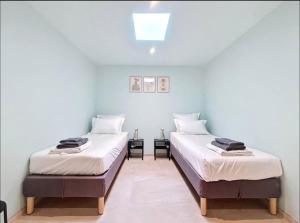 Maisons de vacances Villa moderne 3 ch piscine privee parking : photos des chambres