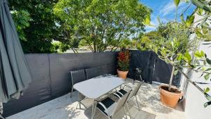 Maisons de vacances Villa moderne 3 ch piscine privee parking : photos des chambres