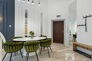 Jaracza Premium&Deluxe by LookAp