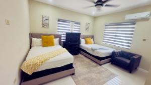 Luxury Escape at Serenity Palms Ja, Modern & Stylish