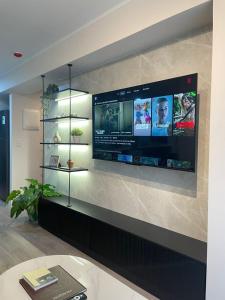 Art10 Milu - Miraflores-Larcomar