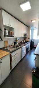 Ocean View & Pool Family Apartment 2P