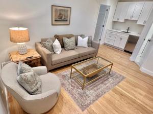 Southampton Village Near Ocean & Shops - Suite A