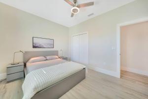 North Port, close to water park