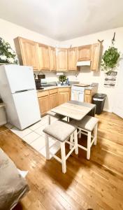 Escape to Spectacular Skyline 12Mints From NYCity