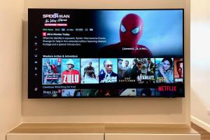 2BR The Redwoods Fairview w Free Parking