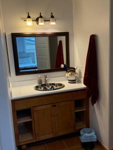 Private Encinitas Casita & Patio