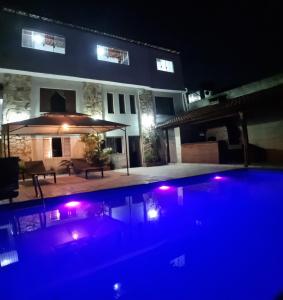 Casa com piscina e lazer em SBC SP