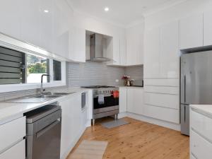 Oceanfront Beauty in Lilli Pilli