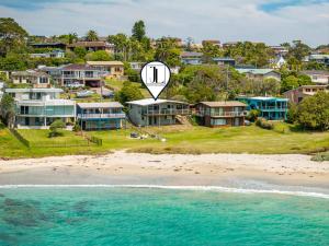 Strathnaver - Waterfront Beach House