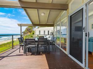 Strathnaver - Waterfront Beach House