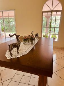 Uyuca Vista Family Villa