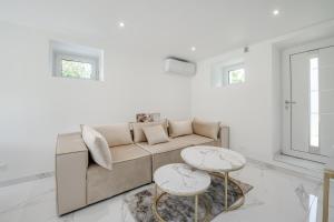 Villas For travelers looking for a beach : photos des chambres