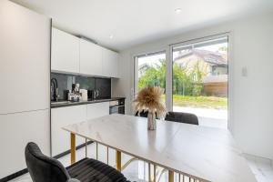 Villas For travelers looking for a beach : photos des chambres