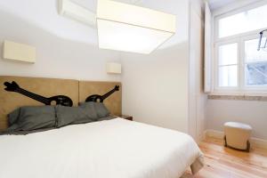 Stay Central at São Julião 23