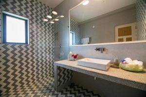 Tillomina Assagao Large Pool & Garden