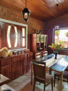 Casa Gravatá 20 hóspedes! Melhor localização!