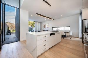 The Executive in Caulfield South