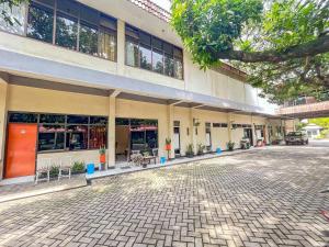 RedDoorz at Hotel Tampiarto Probolinggo Jawa Timur