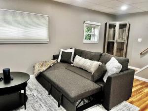 Syracuse Vacation Rental free Parking,near SU,town