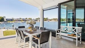 Ocean Starr - Glorious views of the Clarence