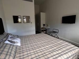 THE DEVLIN APARTMENTS 2 Bedroom Apartment near GMHBA stadium in Geelong - G04