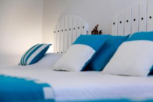 Dream Island Hotel Santorini Greece
