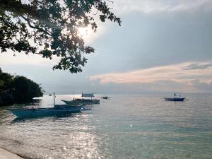 T-Villa Escapes by the beach