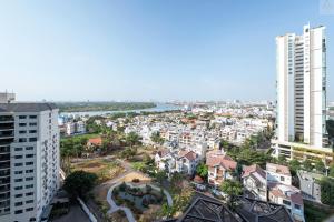 The Luxury Lumiere Riverside Suite