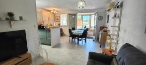 Appartements Nice 2P with Wifi & swimming pool near city center : photos des chambres