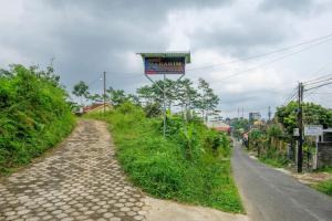 RedDoorz near Wisata Kalianget Wonosobo