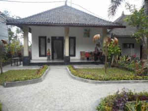 Manik Villa Besakih